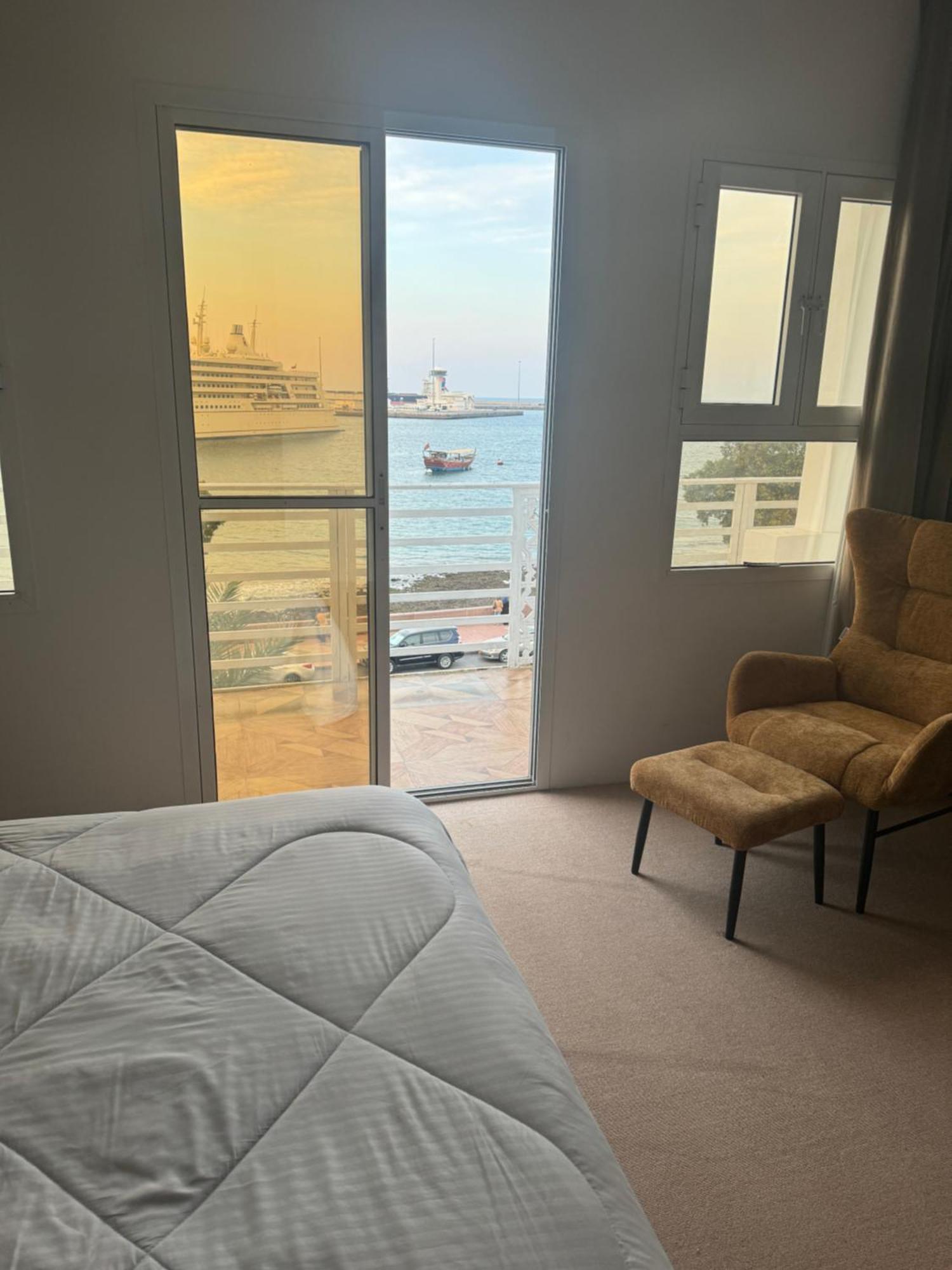 Muttrah Souq And Sea View Apartment Маскат Екстериор снимка